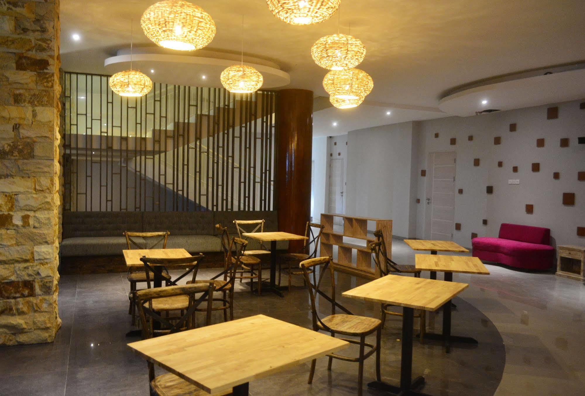 The Salak Style Hotel Денпасар Екстериор снимка